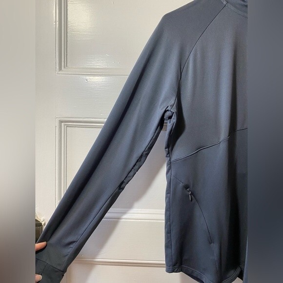 ATHLETA Malibu Half Zip Active Hike Jacket Pullover in Grey/Red Sz Medium - Picture 5 of 14